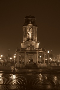 Plaza de la Independencia 3 - Sepia tone